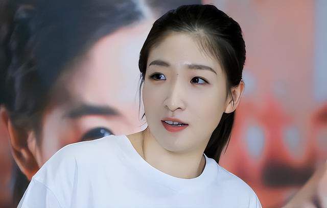 欧美老女人操