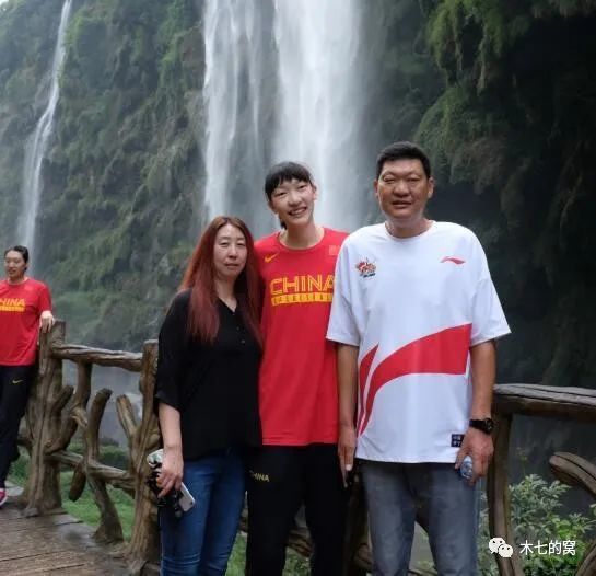 免费午夜毛片